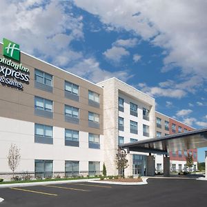 Holiday Inn Express & Suites - Elkhorn - Lake Geneva Area By Ihg